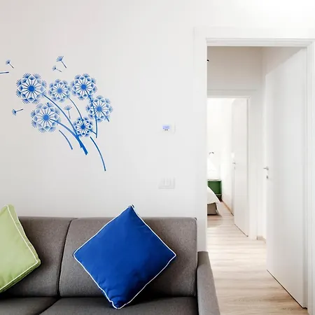 Spazio 77 - The House Of Travelers Guest house Como