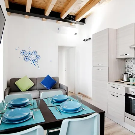 Spazio 77 - The House Of Travelers 4*