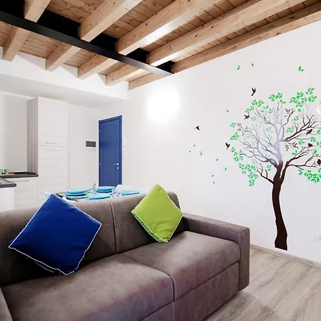 Pensjonat Spazio 77 - The House Of Travelers Como