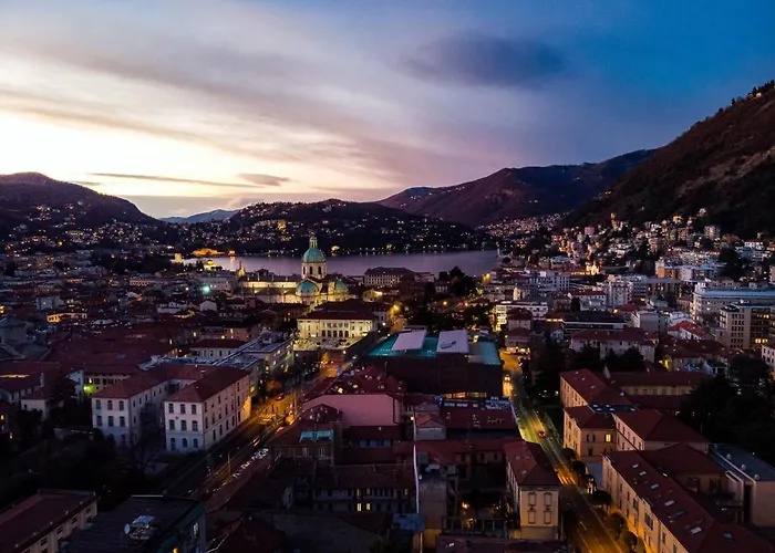 בית הארחה Spazio 77 - The House Of Travelers קומו