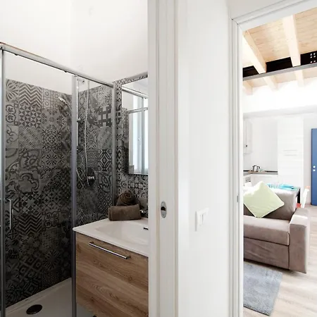 Spazio 77 - The House Of Travelers 게스트하우스