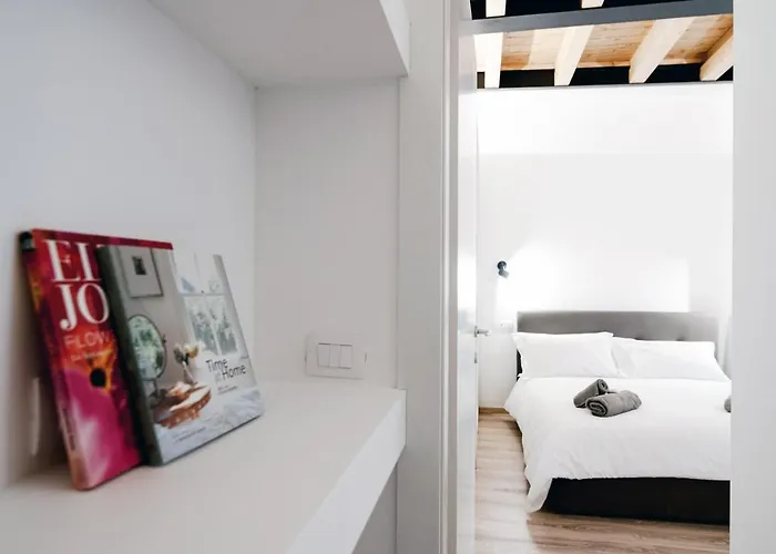 Spazio 77 By 