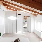 Affittacamere Spazio 77 By 
