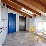 Spazio 77 By 