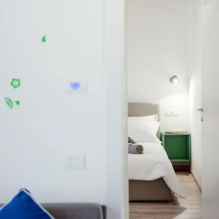 Spazio 77 - The House Of Travelers Гостевой дом